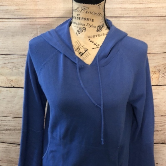 Mel & Lisa Hooded Sweater Cotton Blue Bell Sleeves Size Small Kangaroo Pocket - Picture 2 of 9